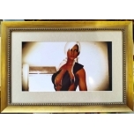 Kuldses raamis Blond lühikeste juustega tüdruk (Amadeus Eisenberg) 2017