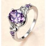 Sõrmus Lilla Tsirkoon kiviga nr 8 Hõbedane
